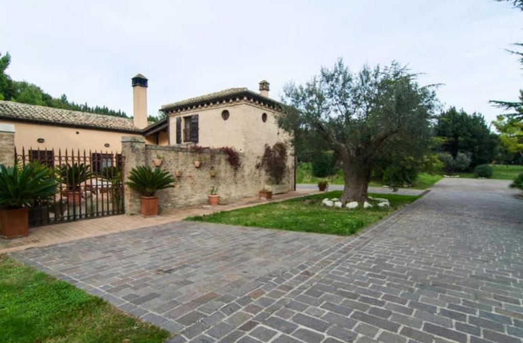 Montacuto Villa Conero المظهر الخارجي الصورة